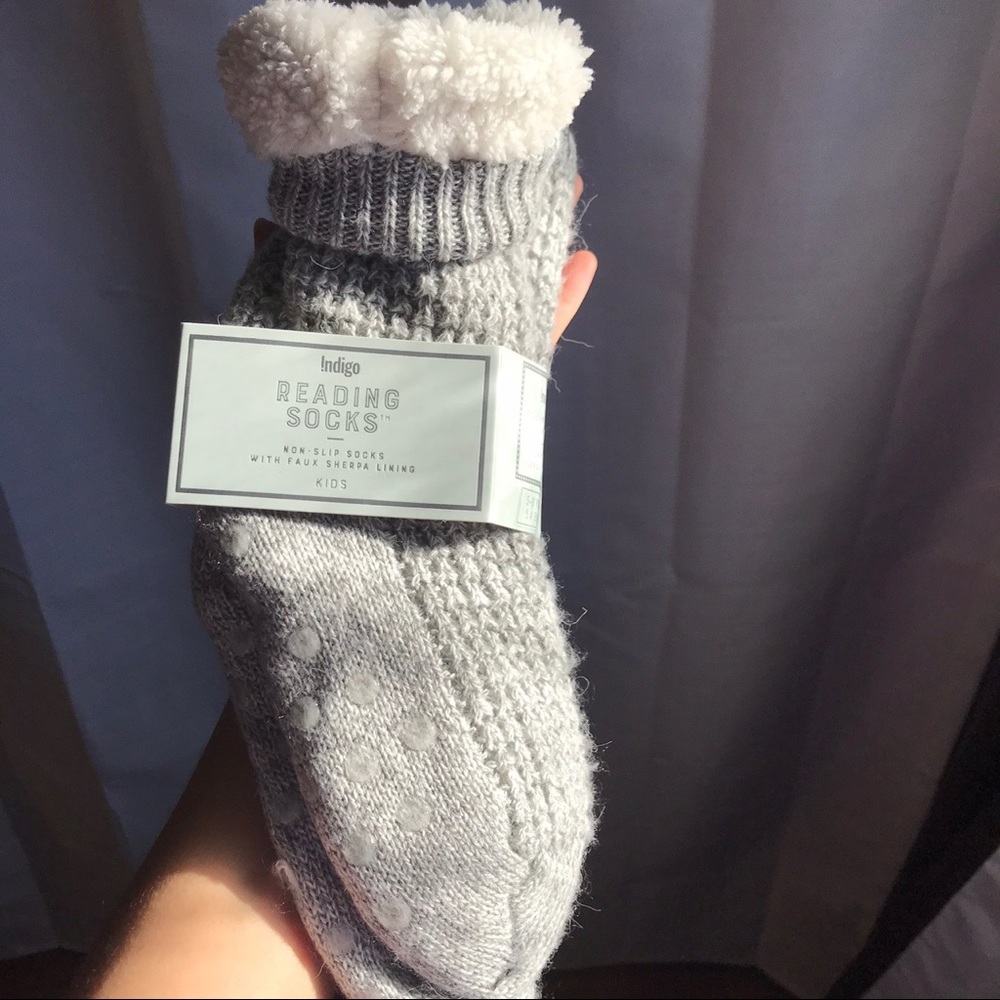 KIDS BOX STITCH READING SOCKS™ GREY 5-8 YEARS